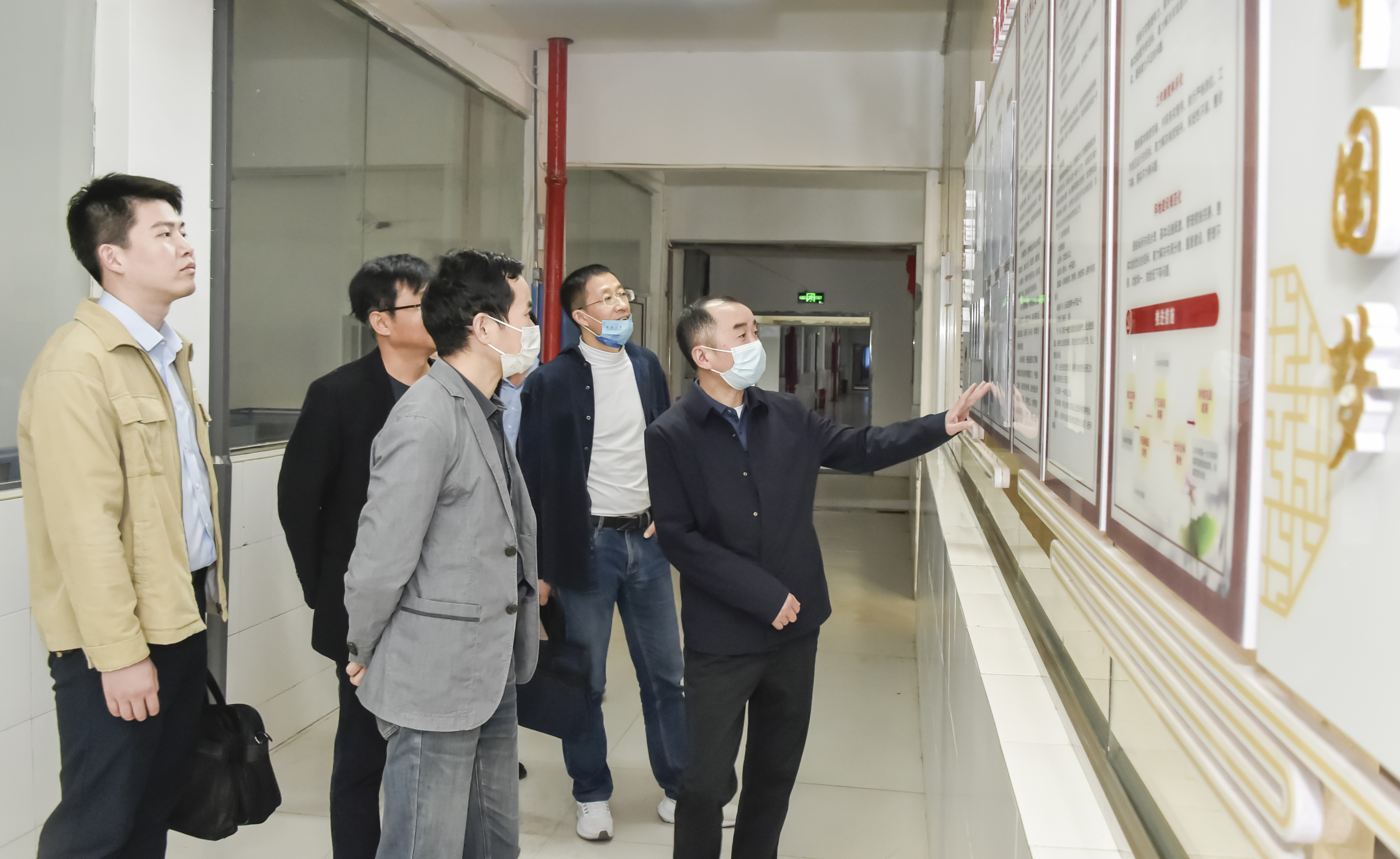 9969f62ac73d3a4a149baf7751d2681.jpg 9969f62ac73d3a4a149baf7751d2681.jpg