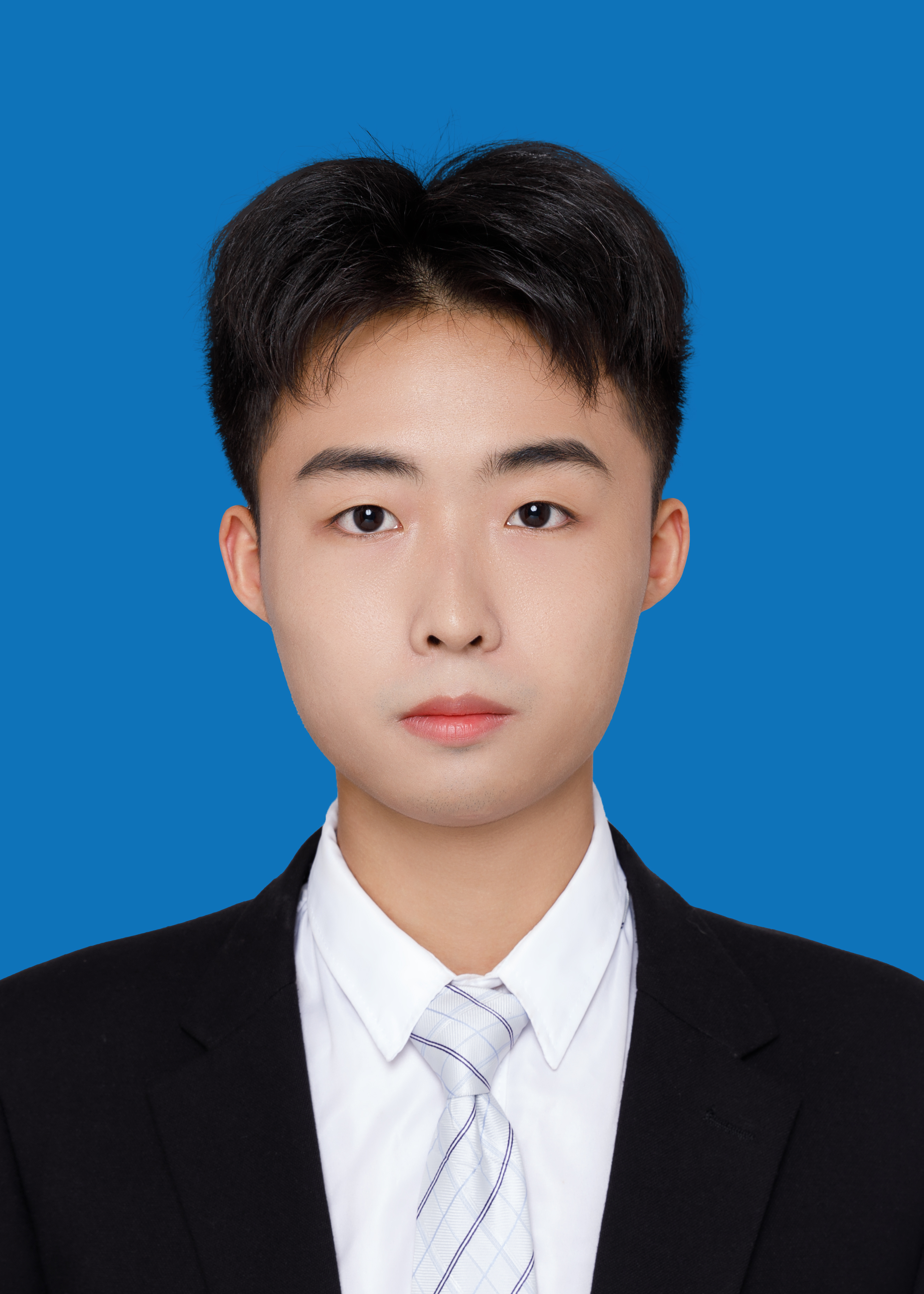 1寸蓝底照片.jpg 1寸蓝底照片.jpg