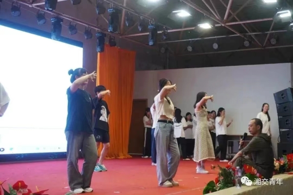 afb8f57603d023cba70d3f89d8b213c.jpg afb8f57603d023cba70d3f89d8b213c.jpg