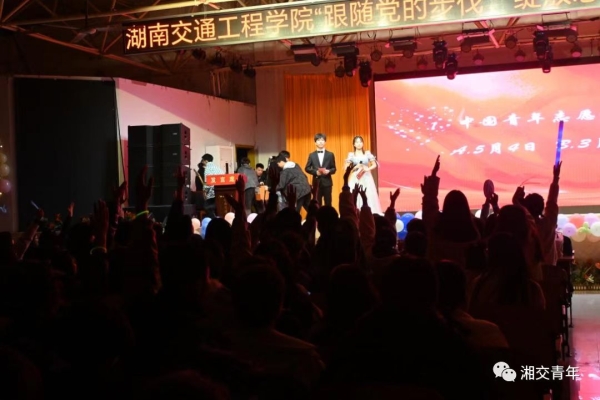 2b01d1e50d75bd67273a4a288bd878e.jpg 2b01d1e50d75bd67273a4a288bd878e.jpg