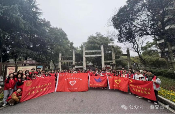 55726c9a4ee1939972cc2379b4c153a.png 55726c9a4ee1939972cc2379b4c153a.png