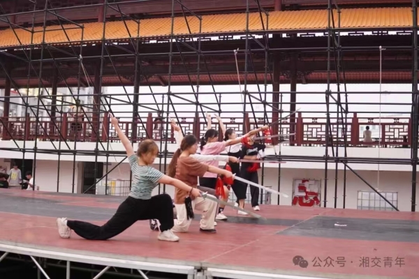 655cc38ff9b1c4ba4dee38450f21d39.jpg 655cc38ff9b1c4ba4dee38450f21d39.jpg