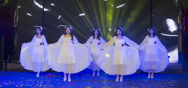 9芭蕾舞《枕边童话》.jpg 9芭蕾舞《枕边童话》.jpg