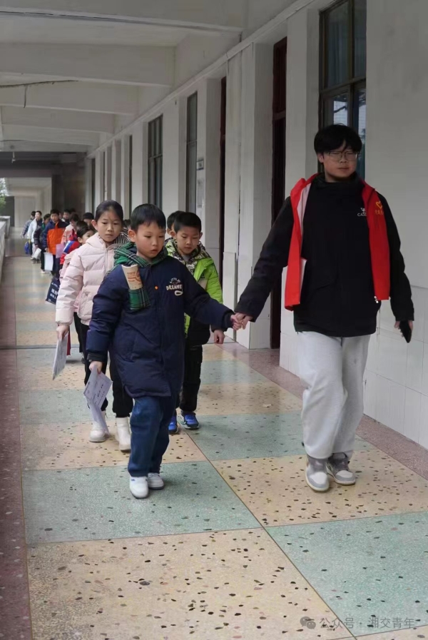 d1e2d28927165e5814f97181d5c9d2f.jpg d1e2d28927165e5814f97181d5c9d2f.jpg