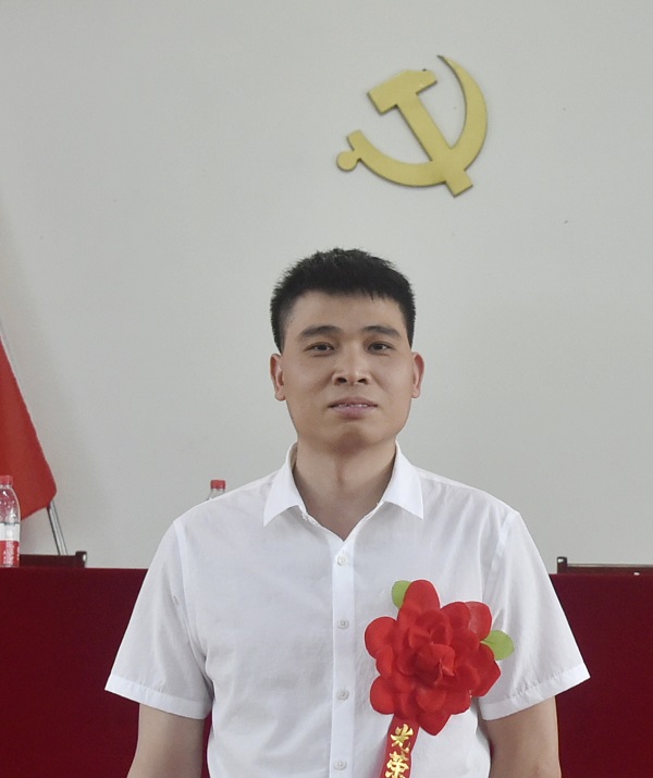 二支部 .JPG 二支部 .JPG