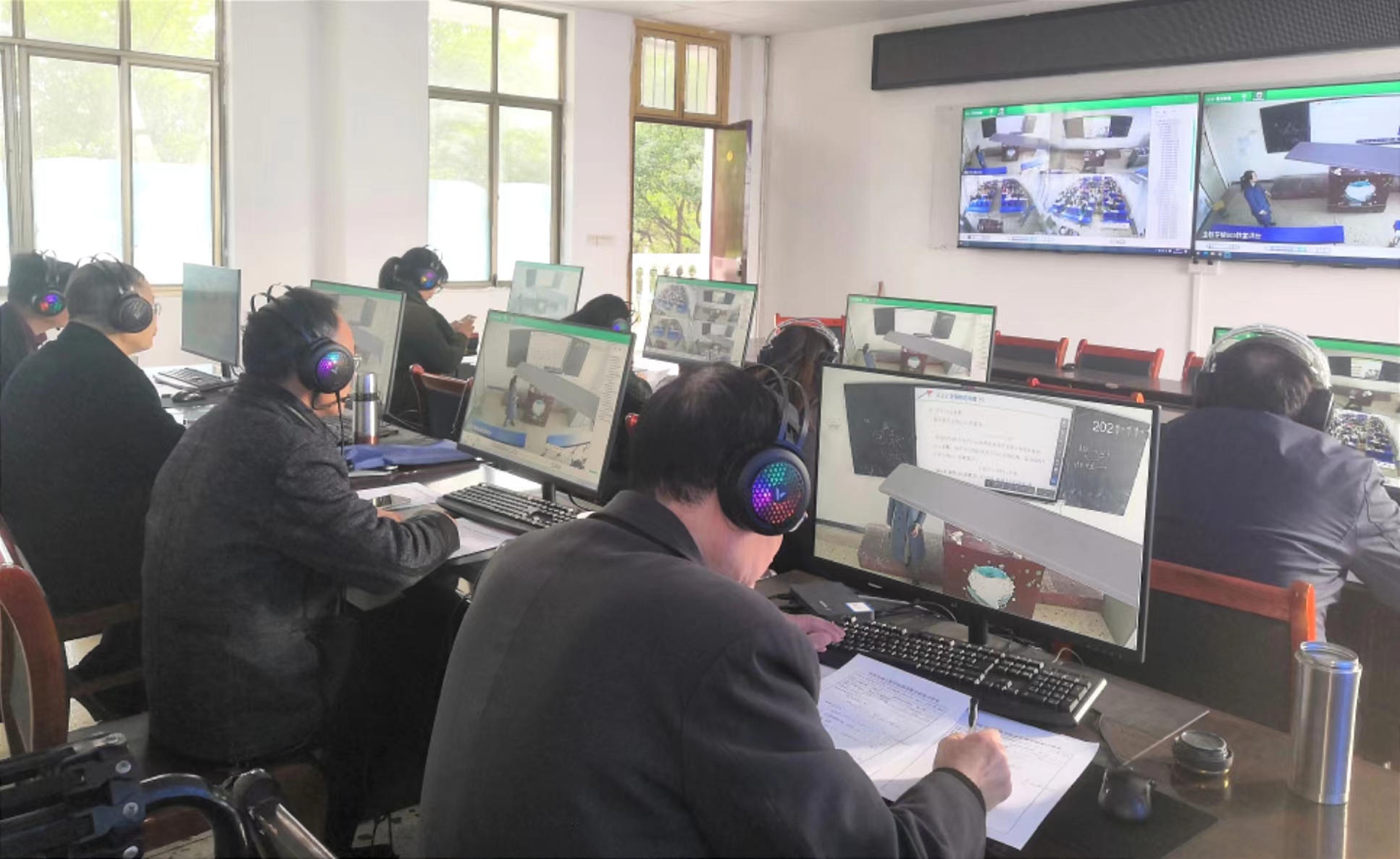 086cbfe67bf6d3a616950afdff49ab1.jpg 086cbfe67bf6d3a616950afdff49ab1.jpg