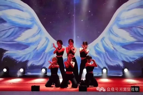 cdd6819b5299fada2a1714554540dd0.jpg cdd6819b5299fada2a1714554540dd0.jpg