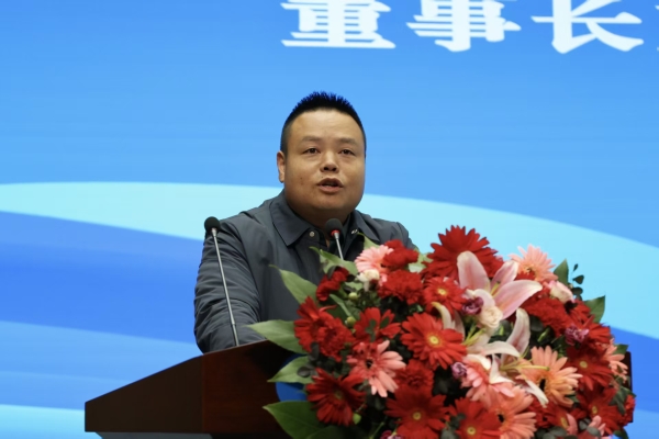 b1d755a01331a768bf690c663cf58b64.jpg b1d755a01331a768bf690c663cf58b64.jpg