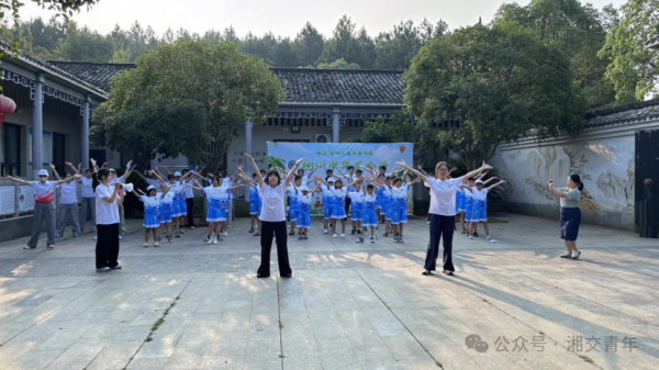 aa5cbf1a9f0103ee7093d27ef98eb830.png aa5cbf1a9f0103ee7093d27ef98eb830.png