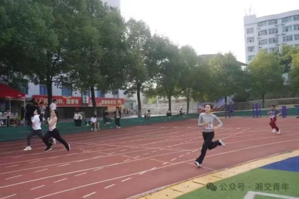 18d0a479f3339709dbd1a2e0b21748b.jpg 18d0a479f3339709dbd1a2e0b21748b.jpg